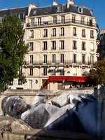 Paris, 2009.